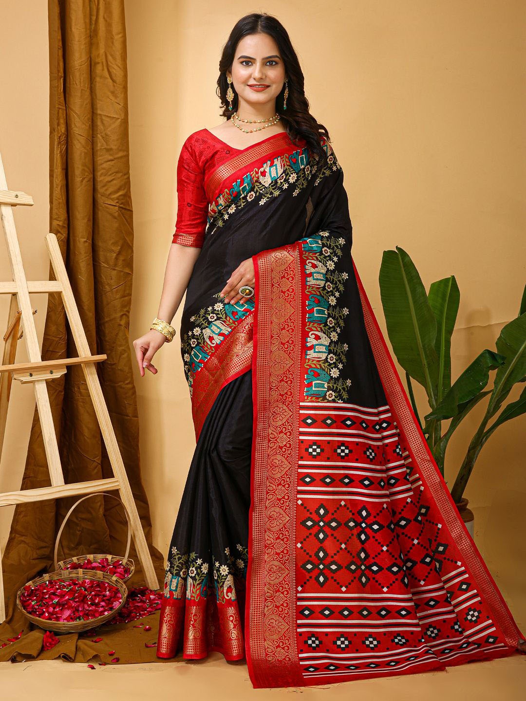 

KALINI Kalamkari Printed Woven Design Zari Sungudi Saree, Black
