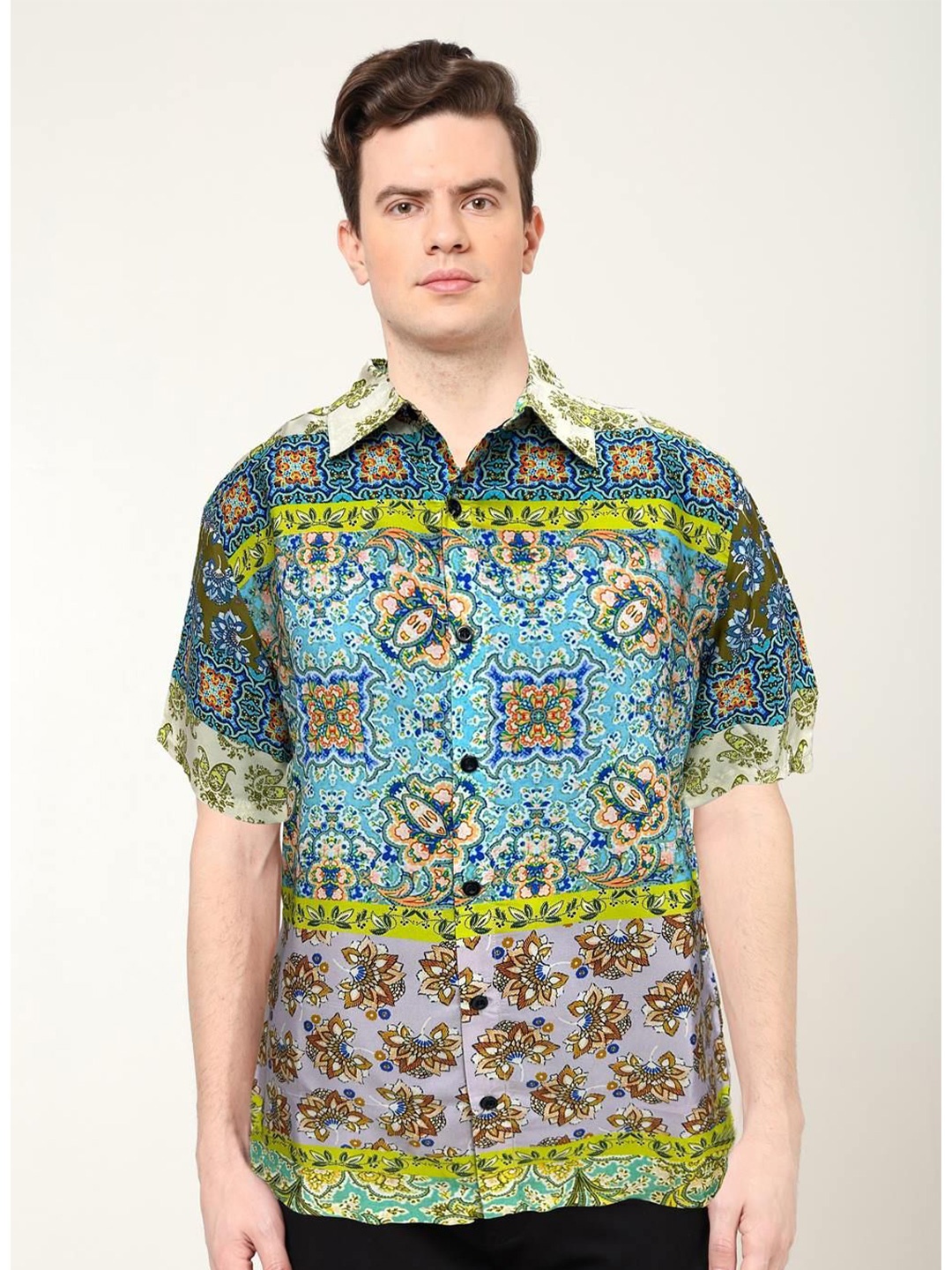 

YASH GALLERY Men Spread Collar Ethnic Motifs Printed Casual Shirt, Blue