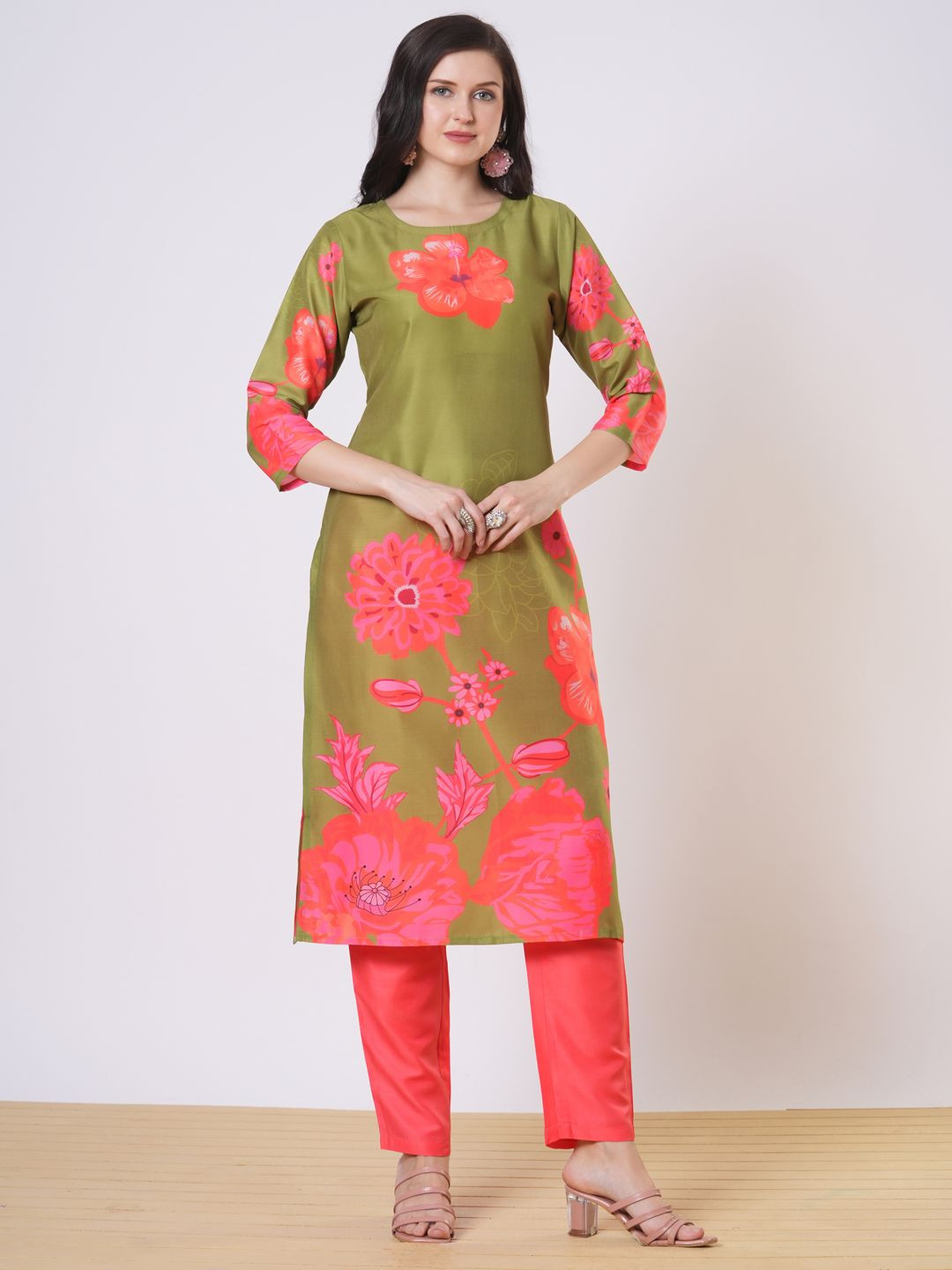 

Anni Designer Floral Printed Round Neck Straight Kurta With trousers, Green
