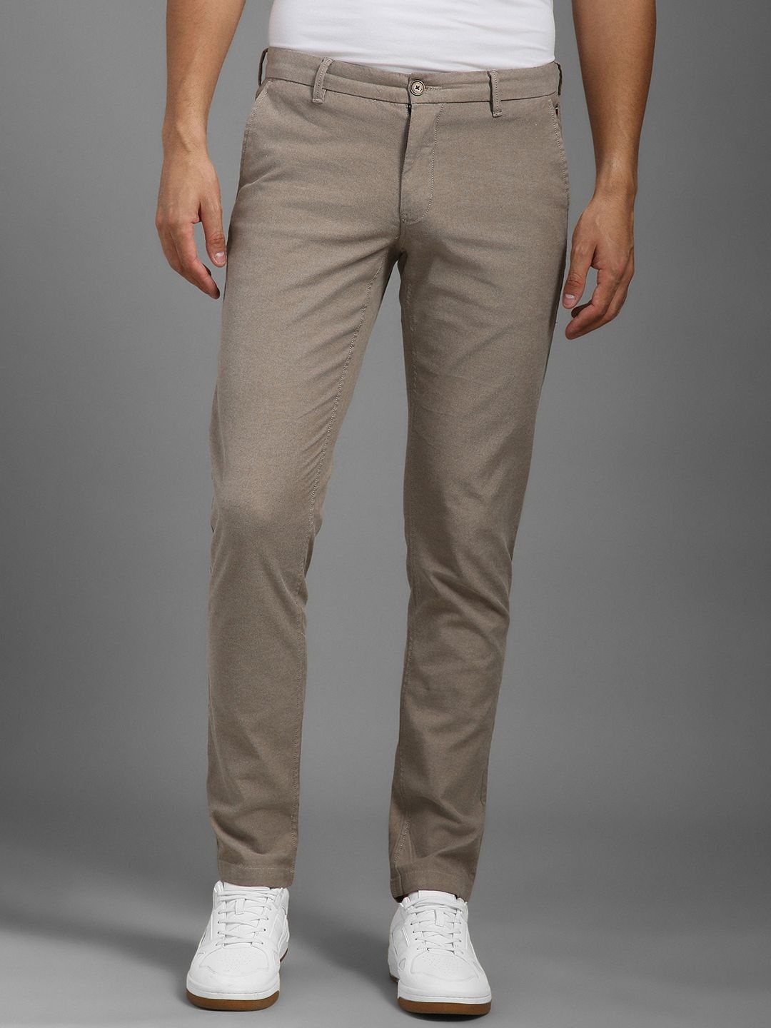 

Louis Philippe Sport Men Slim Fit Trousers, Brown