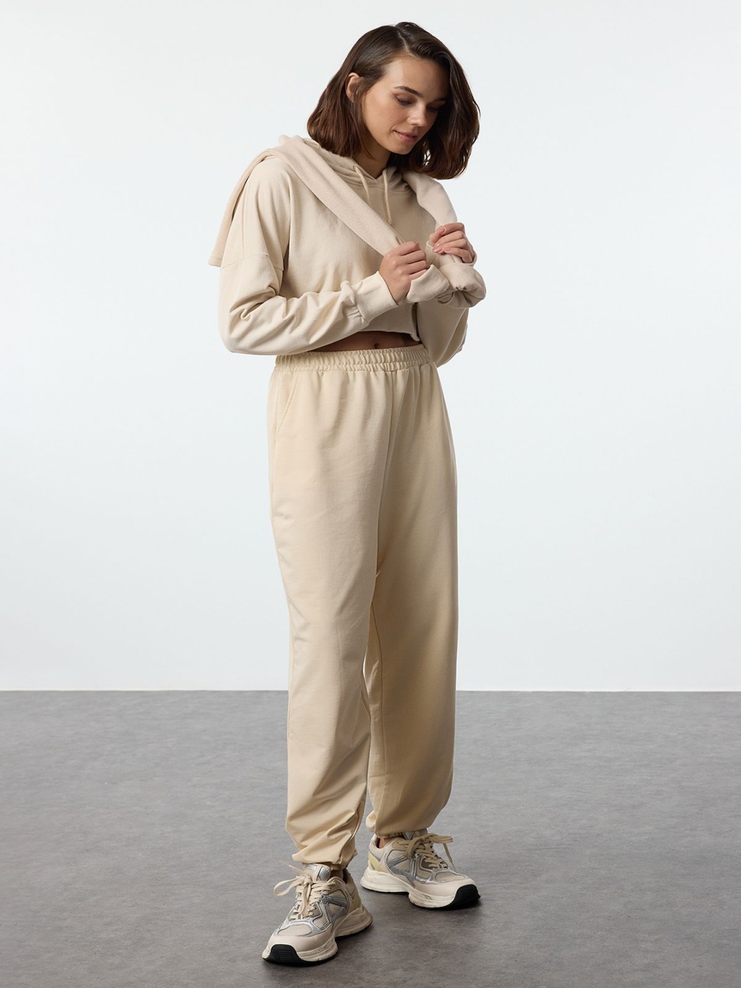 

Trendyol Women Regular Fit Joggers, Beige
