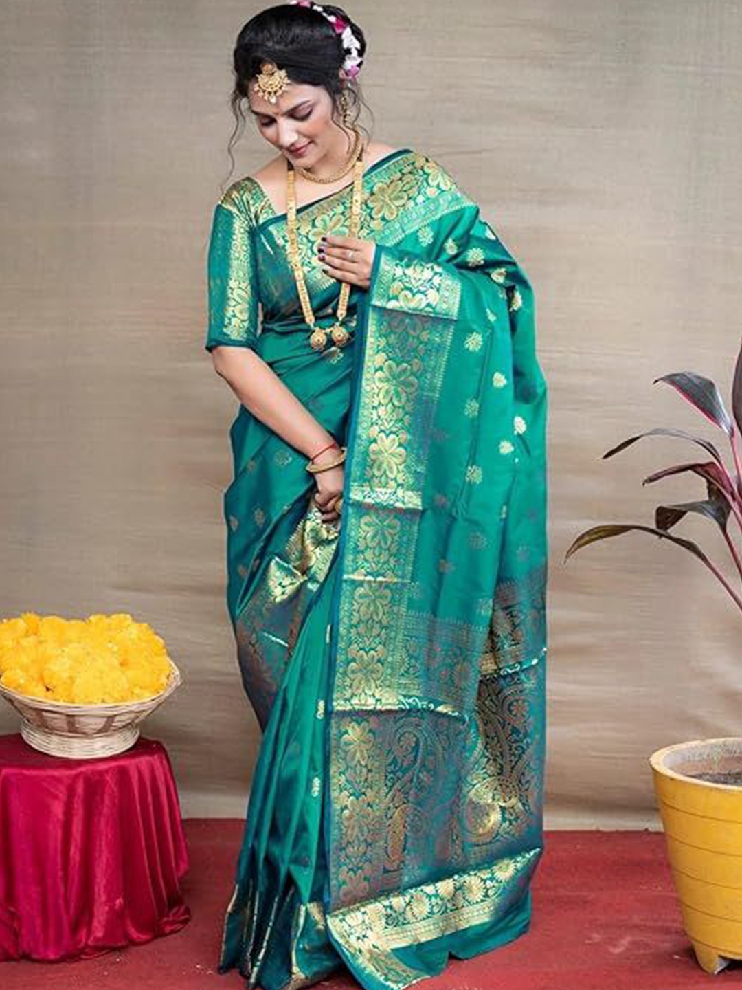 

F FASHION Woven Design Zari Banarasi Saree, Sea green