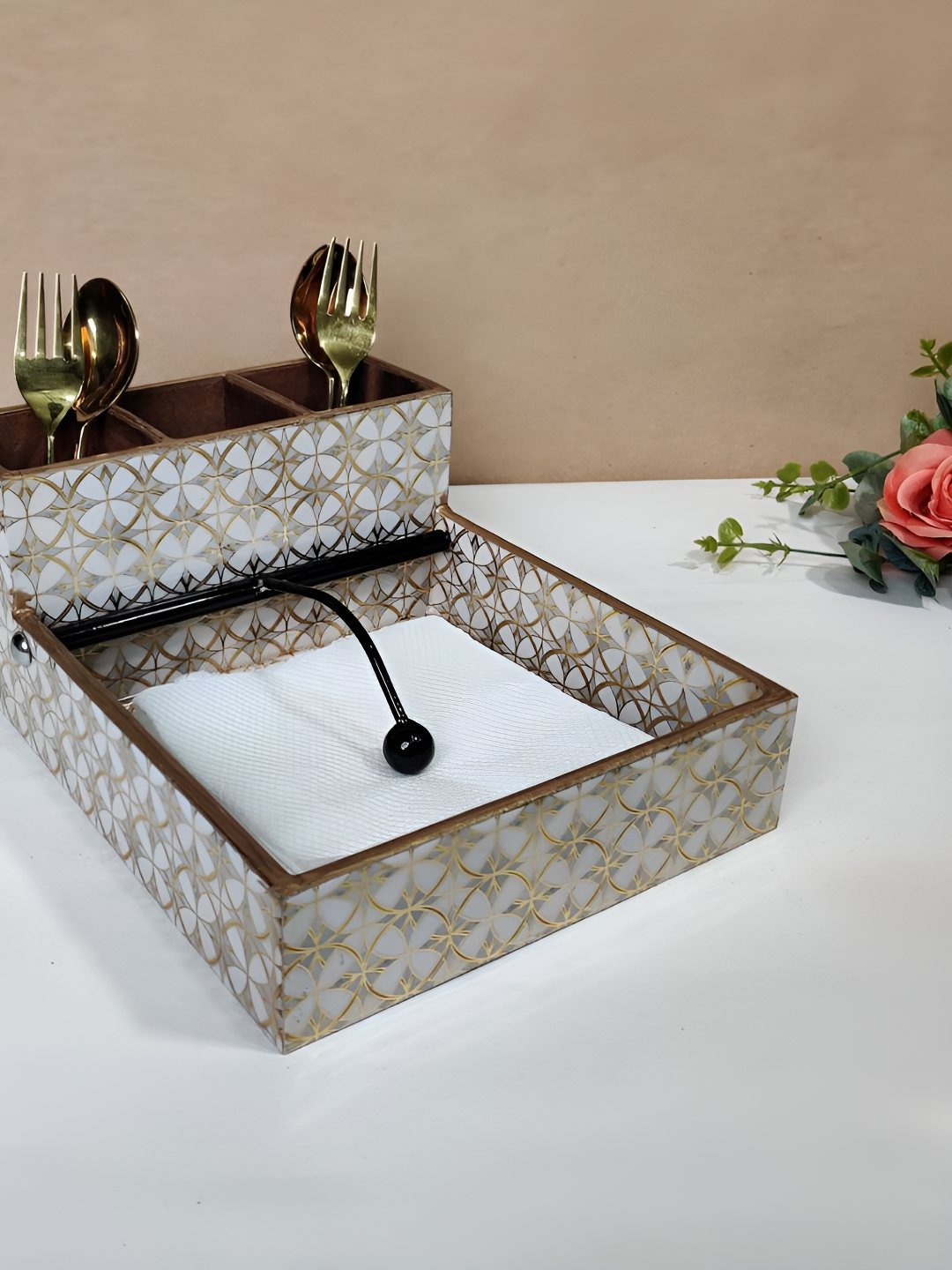 

THE HOME CO. Multicoloured Wood Tissue Holders, Brown