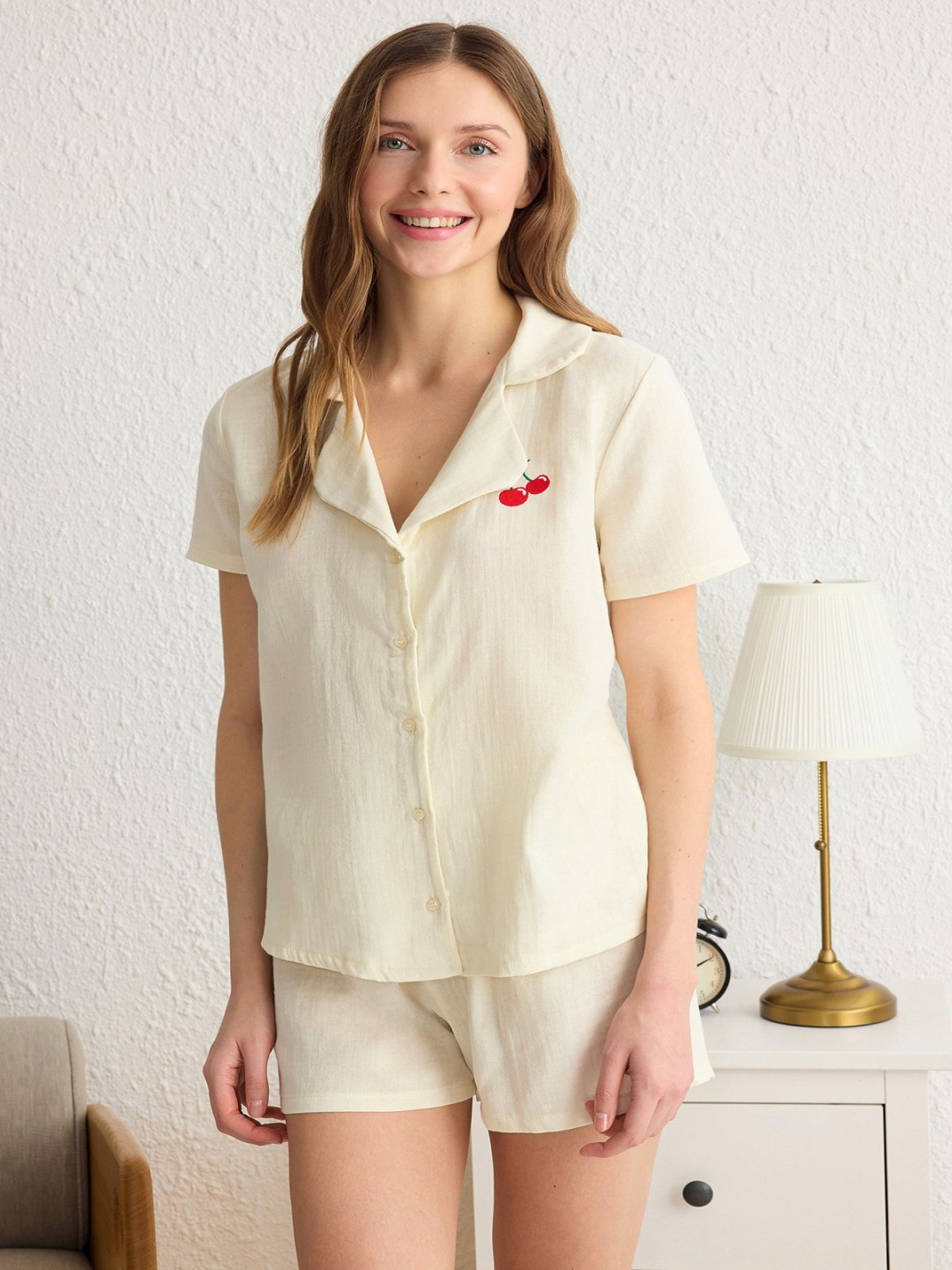

Trendyol Women Pure Cotton Shirt Collar Night suit, Beige