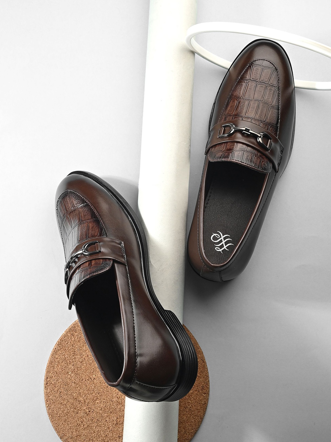 

House Of Pataudi Men Textured Formal Loafers, Brown
