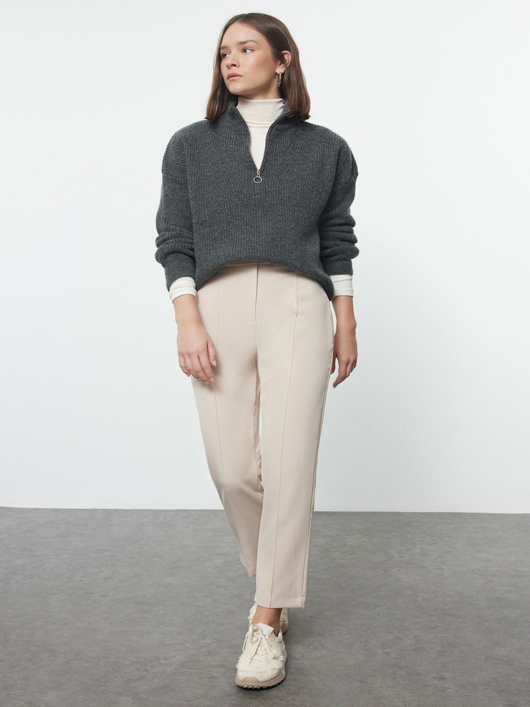 

Trendyol Women Three Quarter Length Trousers, Beige