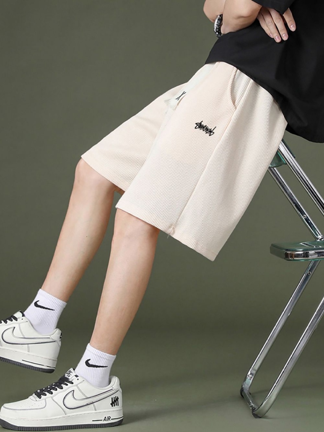 

StyleCast x Revolte Men Mid-Rise Shorts, Beige