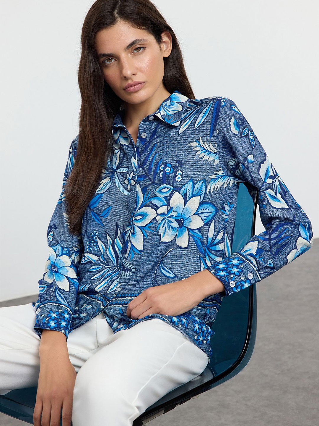

Trendyol Women Spread Collar Floral Printed Casual Shirt, Blue