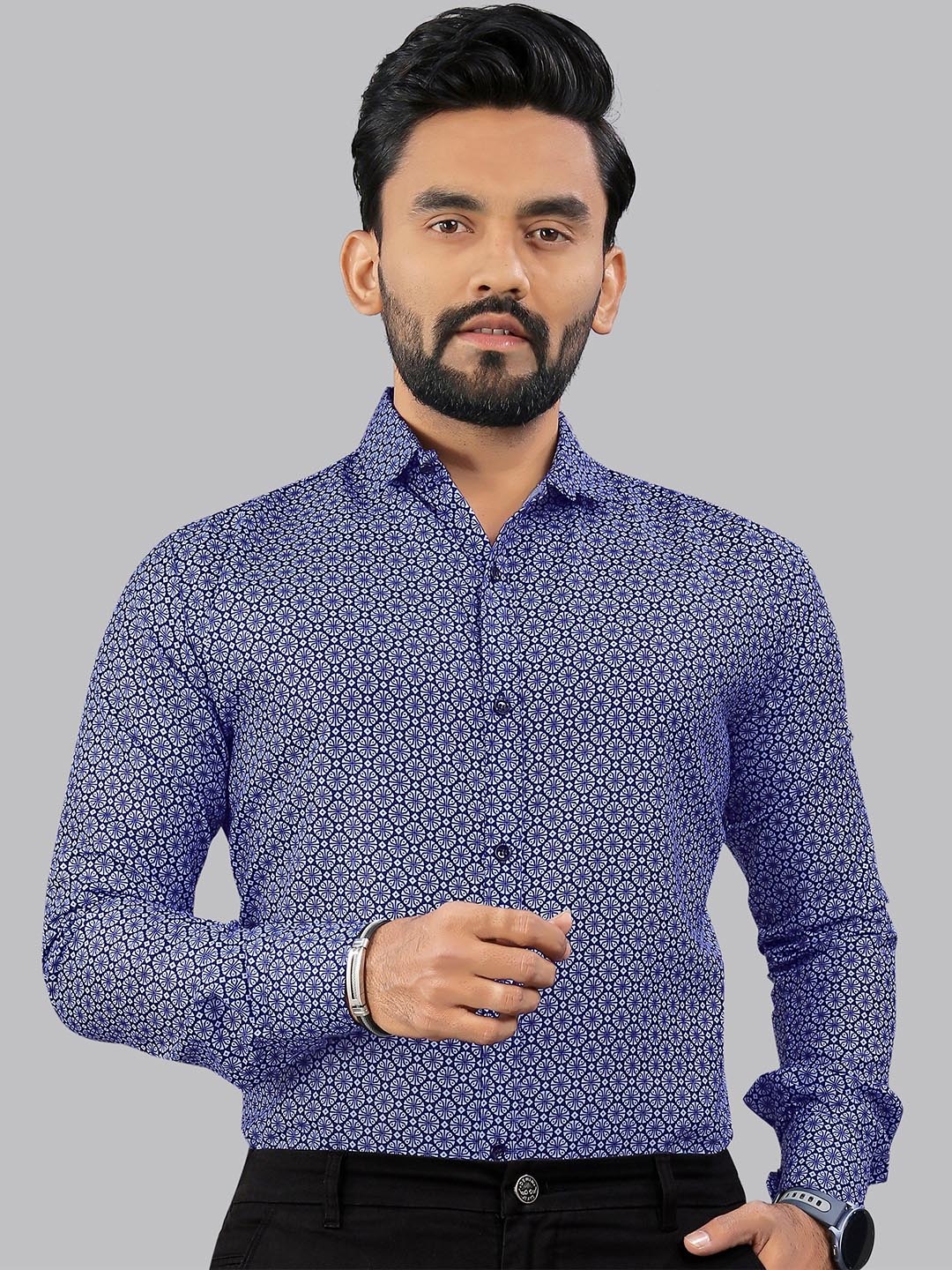 

IKON FASHION Men Comfort Fit Spread Collar Floral Printed Cotton Casual Shirt, Blue