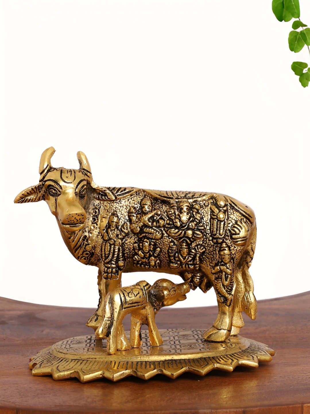 

INTERNATIONAL GIFT Gold-Toned Religious Idol Showpiece