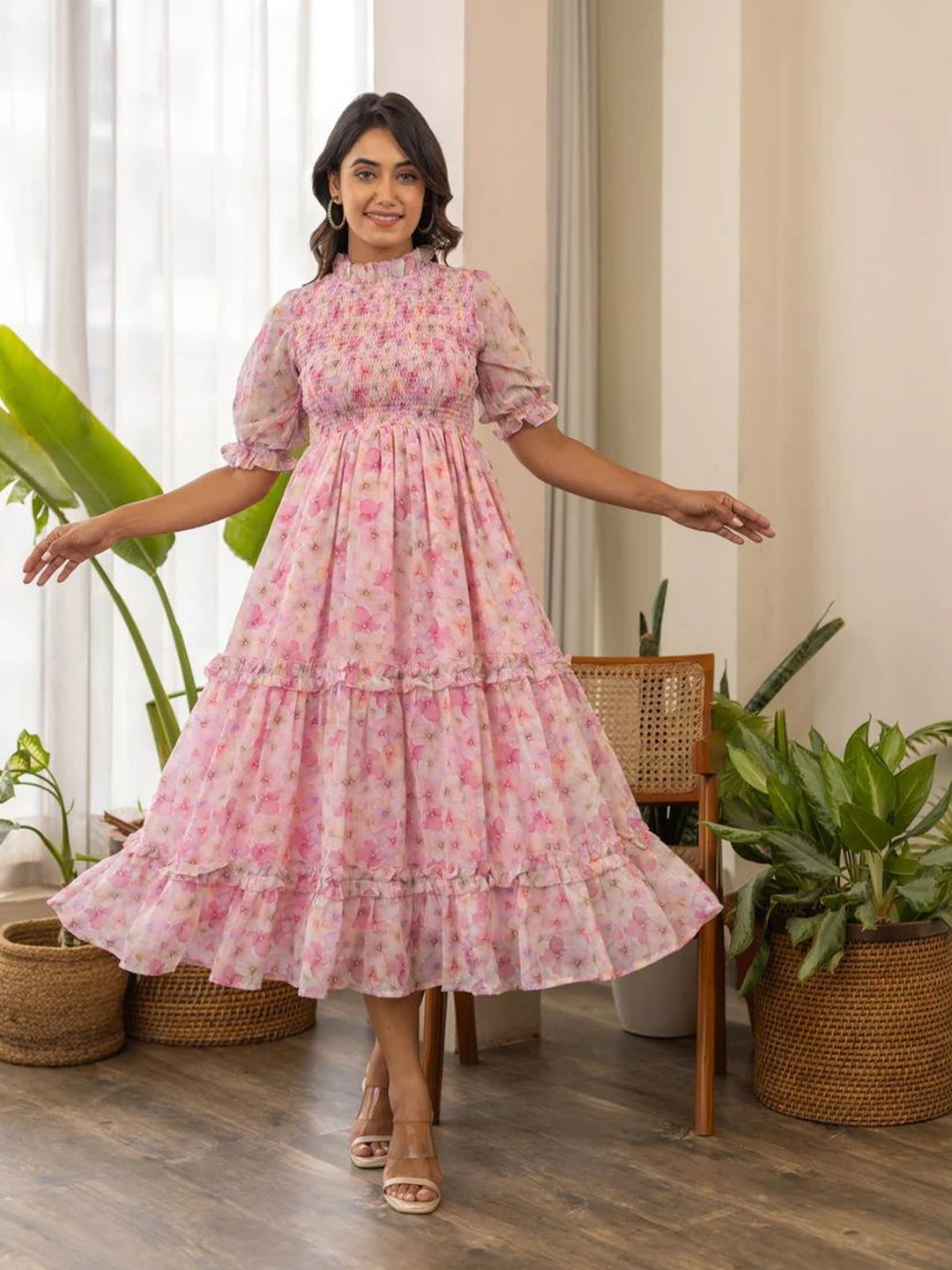 

Ariya Prints Floral Print Georgette Maxi Dress, Pink
