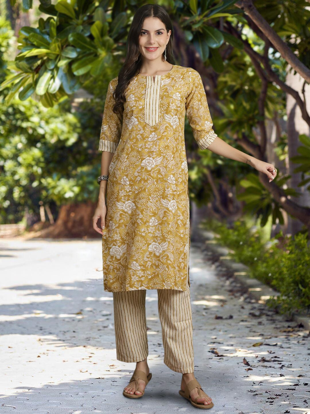 

Moda Rapido Floral Printed Notch Neck Straight Kurta With Trouser And Dupatta, Yellow