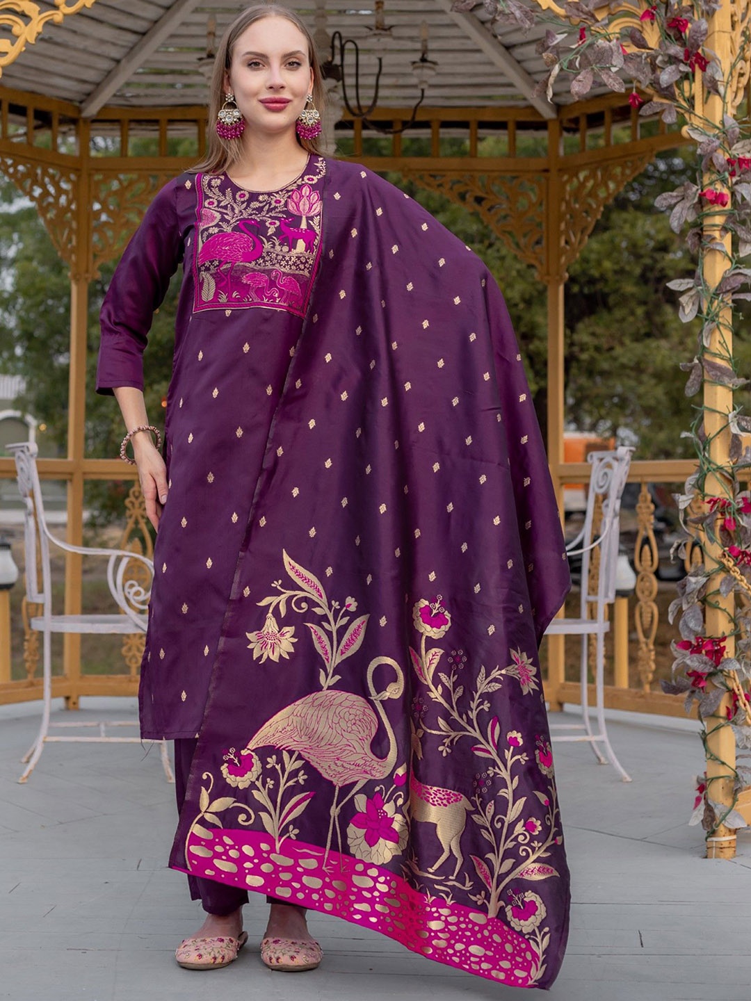 

LeeliPeeri Designer Women Animal Regular Kurti with Trousers & With Dupatta, Purple
