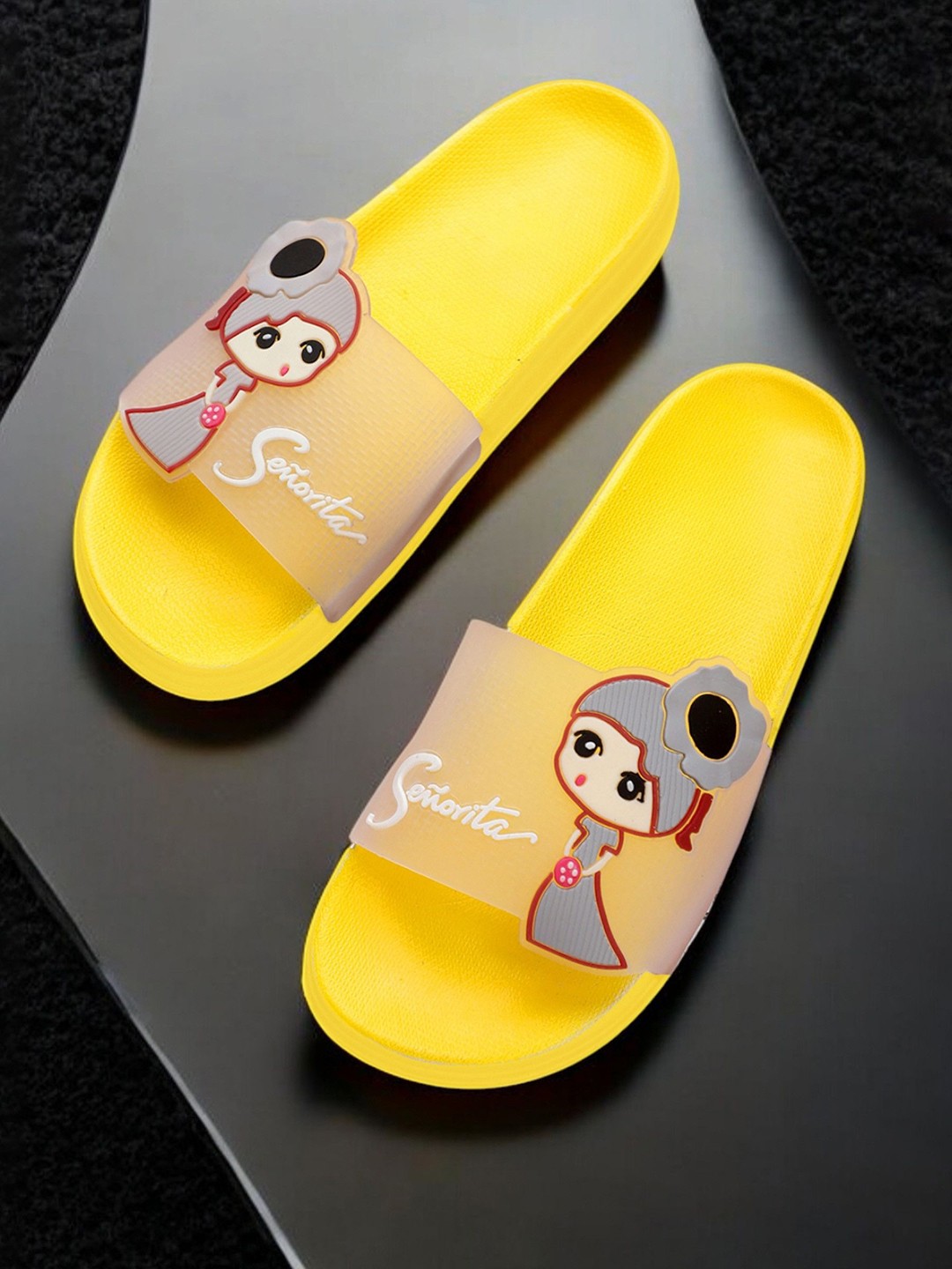 

KAPYANSH Women Rubber Sliders, Yellow