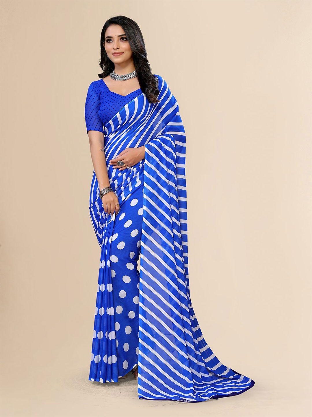 

Moda Rapido Polka Dots Printed Saree, Blue