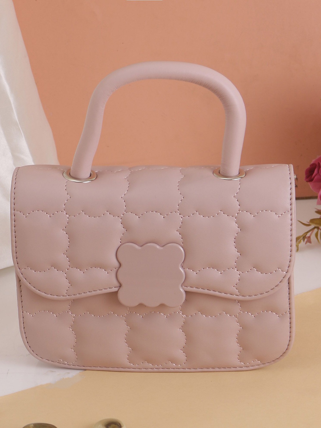 

TREASO CLOSET Fable Sling Bag, Pink