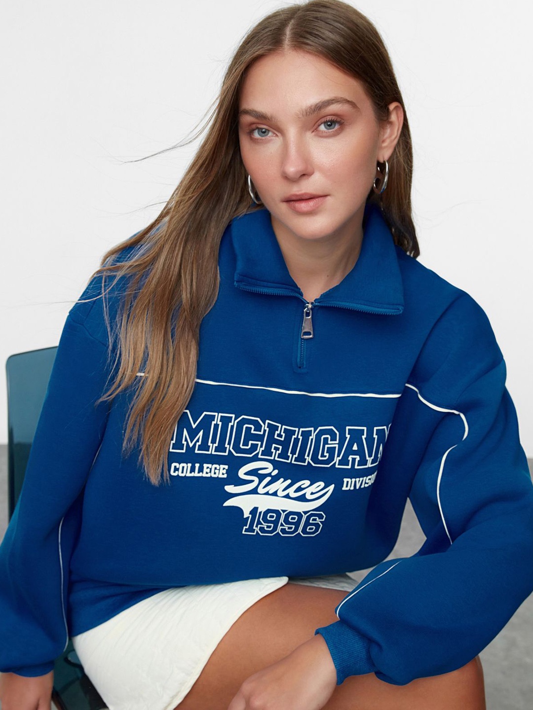 

Trendyol Women Printed Sweatshirt, Na