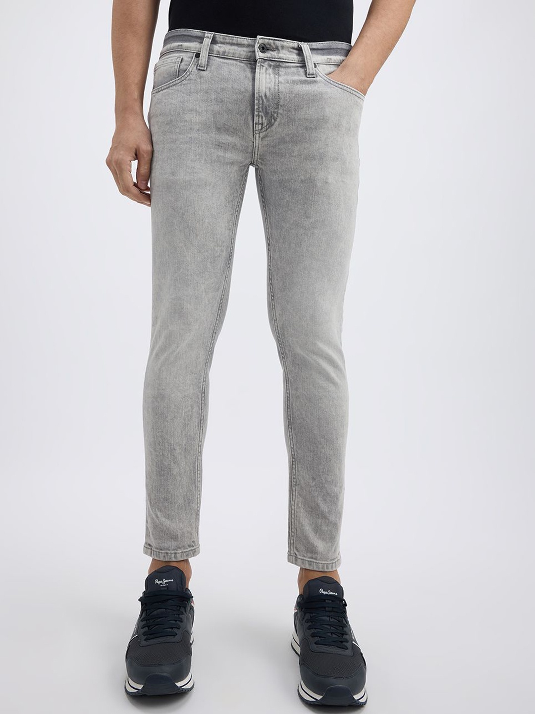

Pepe Jeans Men Oliver Skinny Fit Light Fade Stretchable Cropped Jeans, Grey