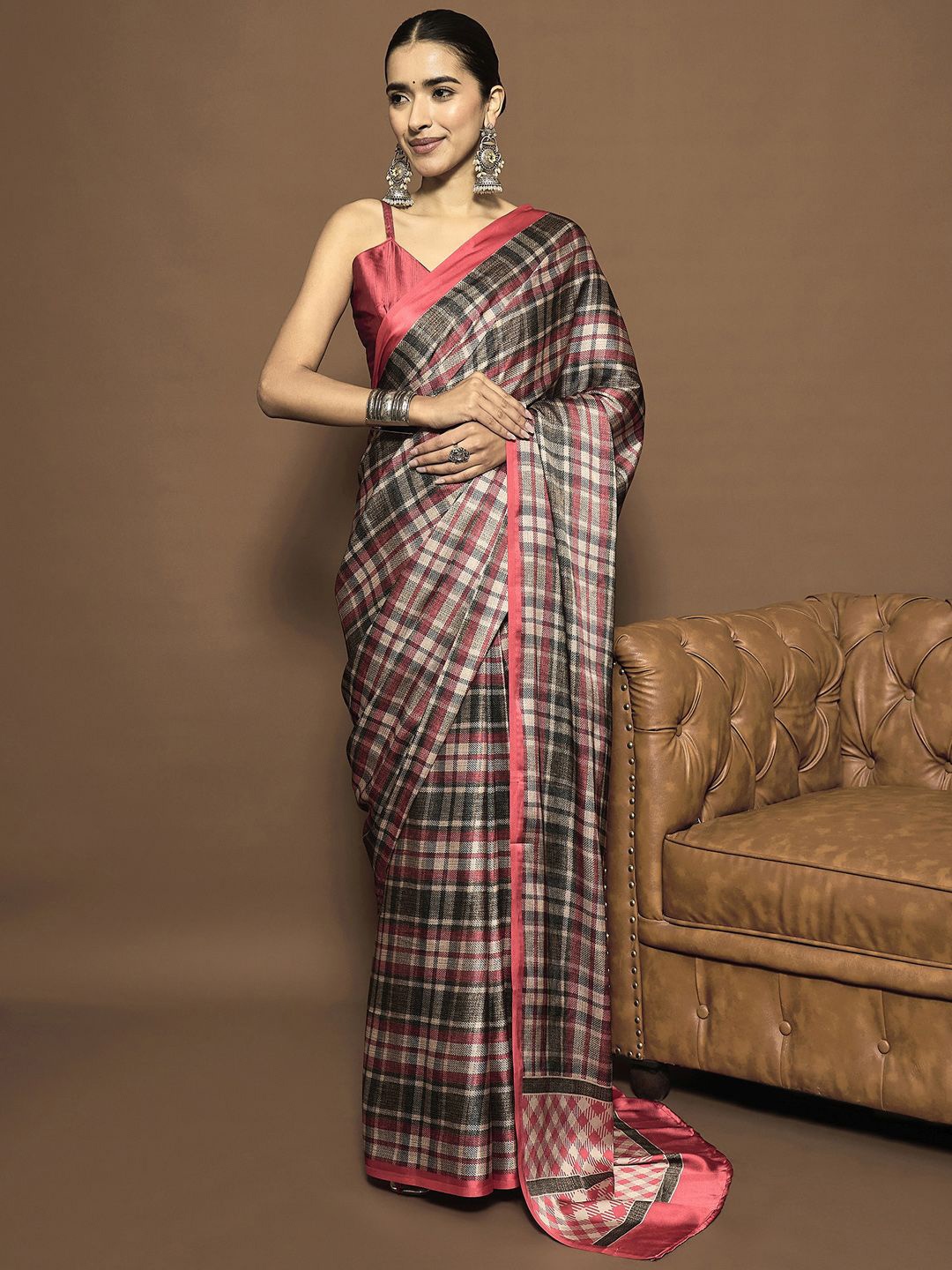 

Saree mall Checked Ready to Wear Sarees, Olive