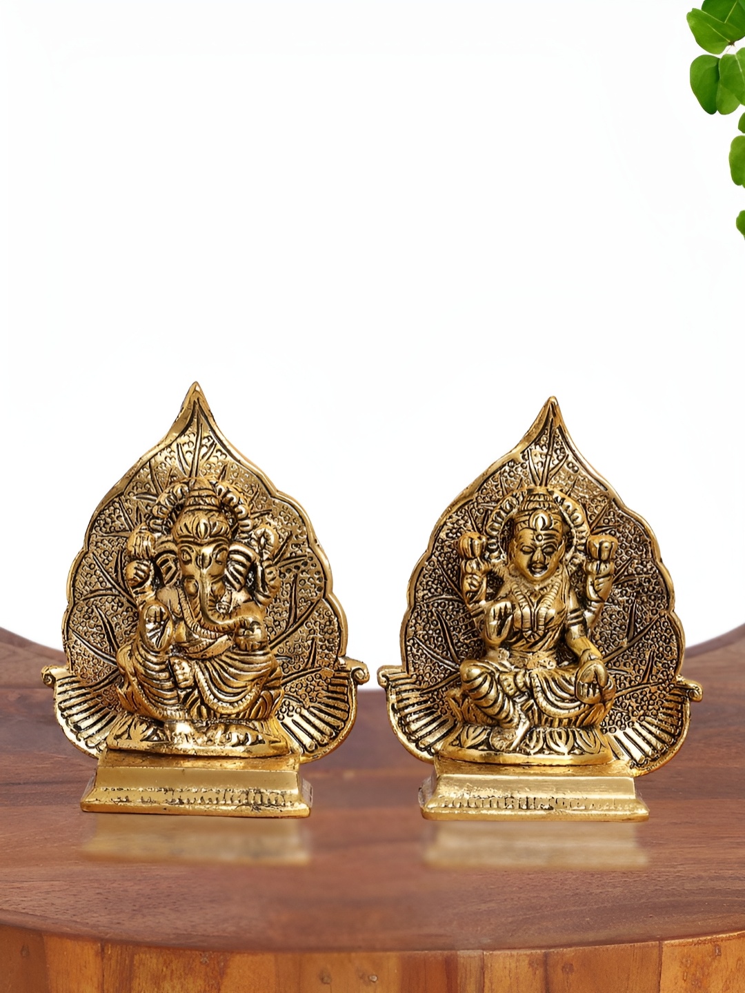 

INTERNATIONAL GIFT Gold-Toned Religious Idol Showpiece