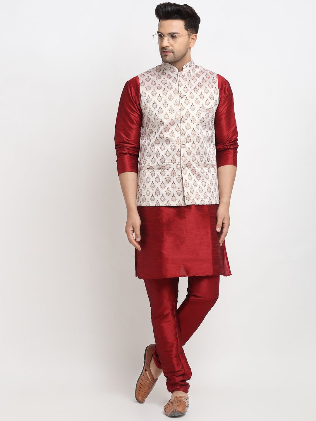 

Kaifoo Mandarin Collar Long Sleeves Straight Kurta with Churidar & Nehru Jacket, Maroon