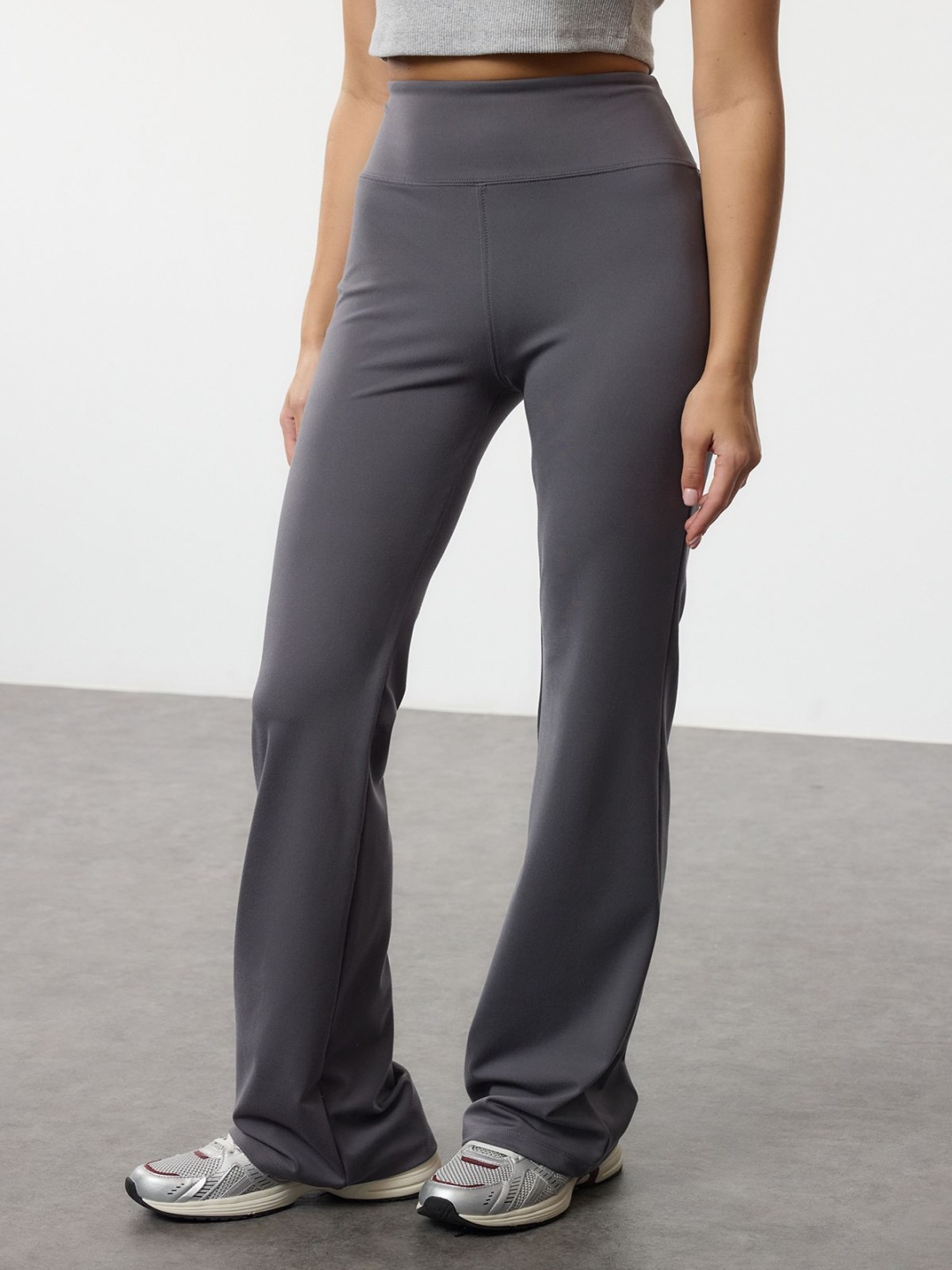 

Trendyol Women Regular Fit Track Pants, Grey