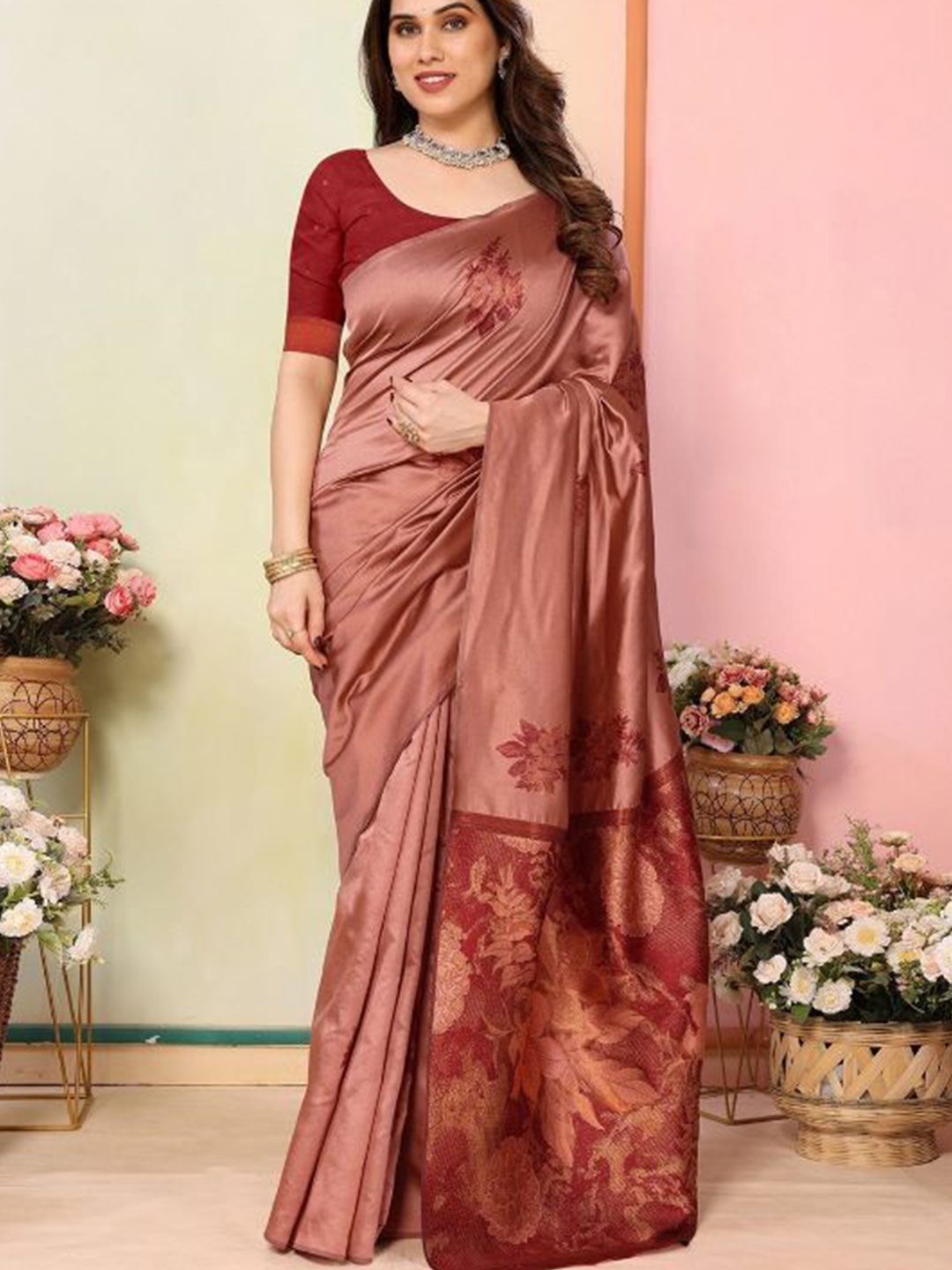 

sareyavella Ethnic Motifs Zari Banarasi Saree, Peach