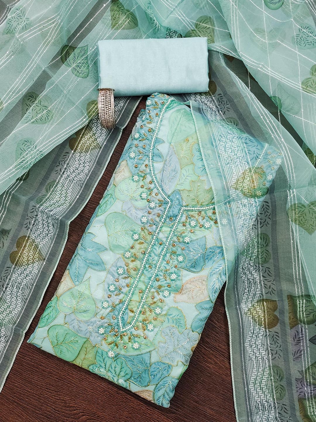 

Maroosh Floral Printed Sequinned Organza Unstitched Dress Material, Green
