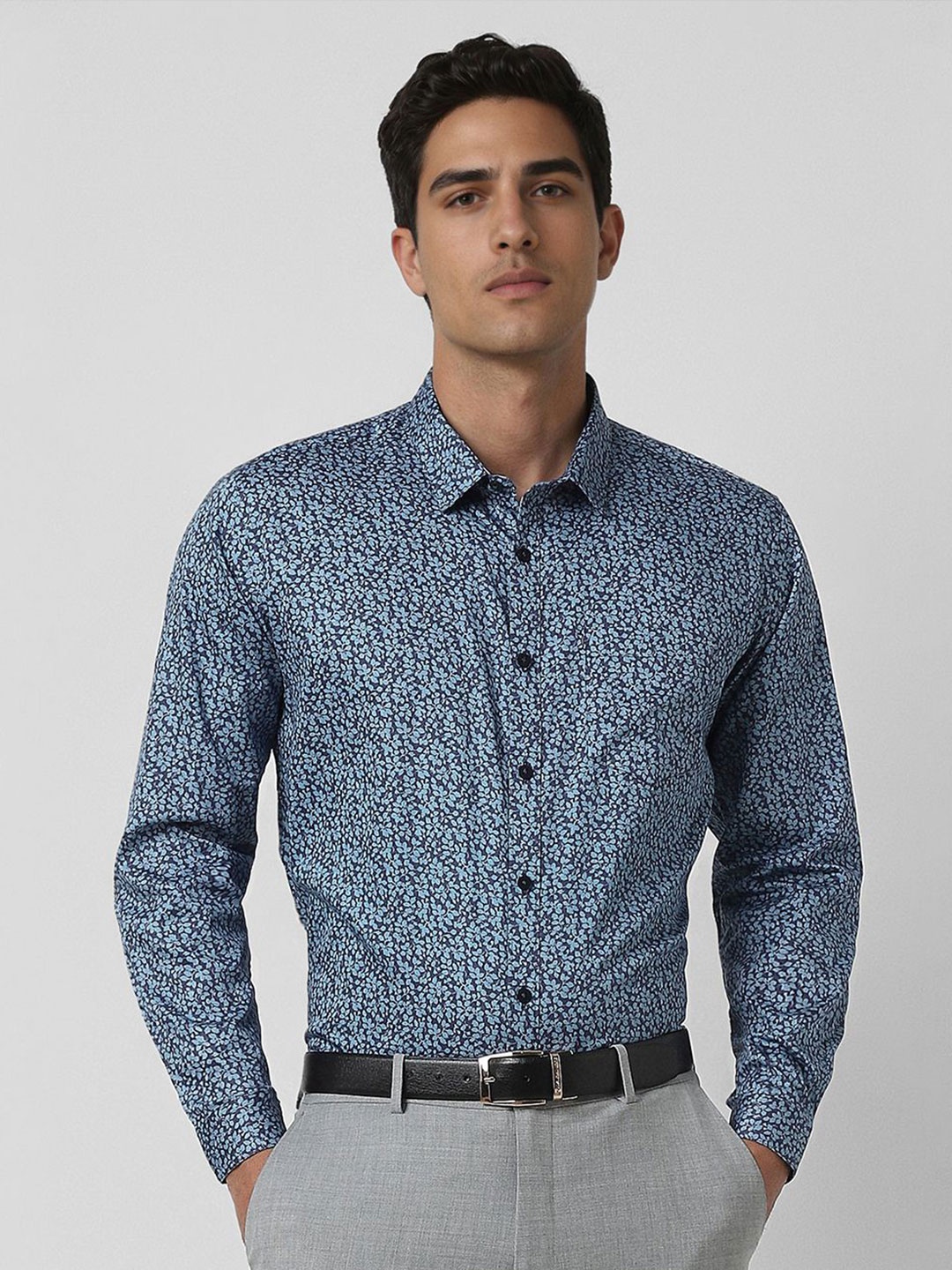 

V Dot Men Slim Fit Spread Collar Floral Printed Cotton Formal Shirt, Navy blue