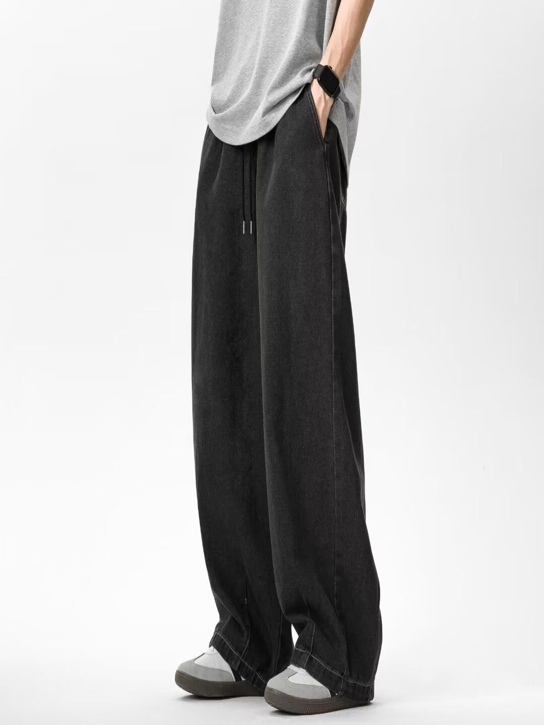 

StyleCast Men Wide Leg Mid-Rise Jeans, Black