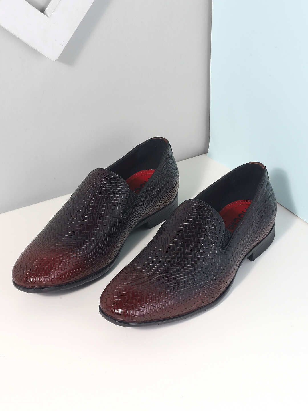 

Mochi Men Woven Design Leather Formal Slip-On Shoes, Maroon