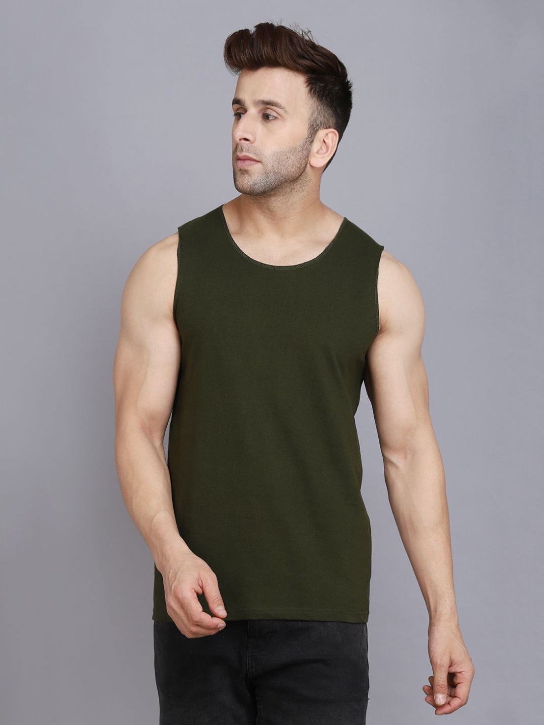 

WOOSTRO Men Anti-Microbial Innerwear Vests RS26 PLAIN OLIVE