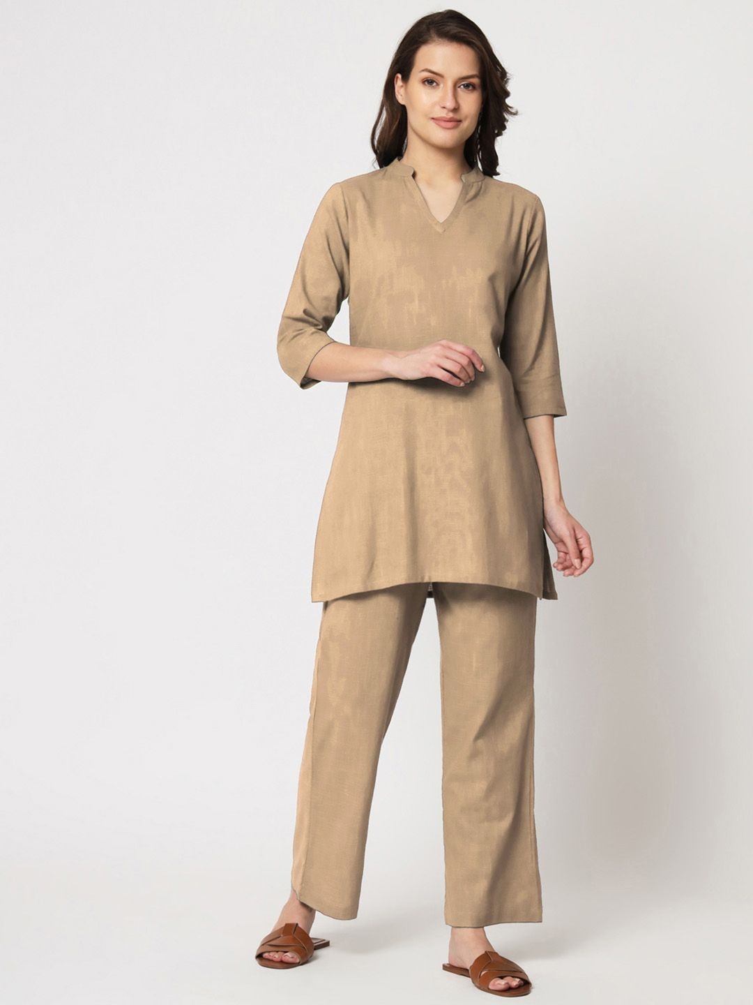 

Thevasa Mandarin Collar Pure Cotton Tunic With Trousers, Beige