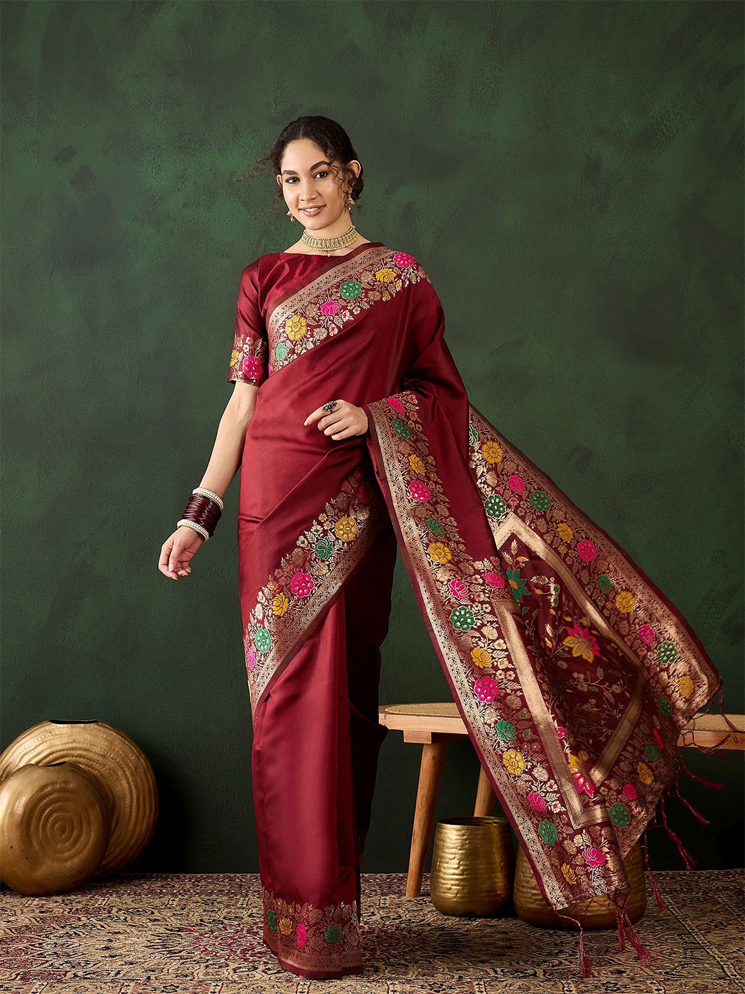 

KIMISHA Solid Zari Banarasi Saree, Maroon