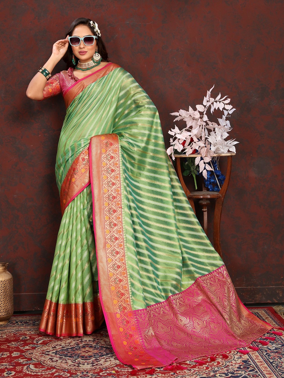 

LeeliPeeri Designer Striped Zari Paithani Saree, Green