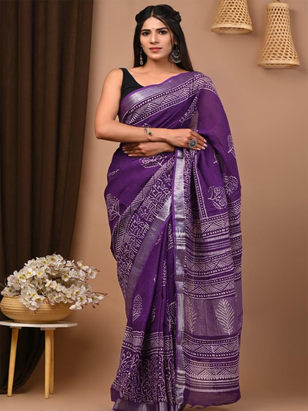 

VIJAYA VALLABH Ethnic Motifs Printed Zari Banarasi Saree, Purple