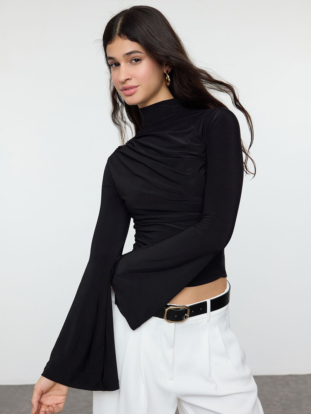 

Trendyol Bell Sleeve Crop Top, Na