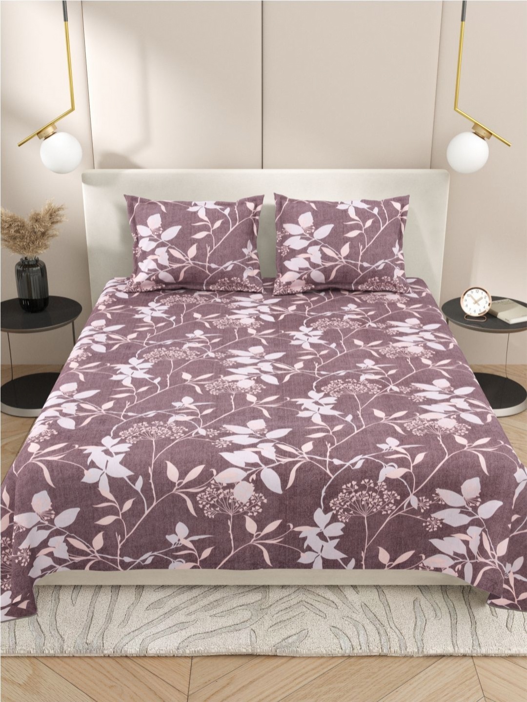 

DREAM WEAVERZ Purple Floral Printed Cotton 220 TC Super King Bedsheet Set 2.75 m X 2.55 m