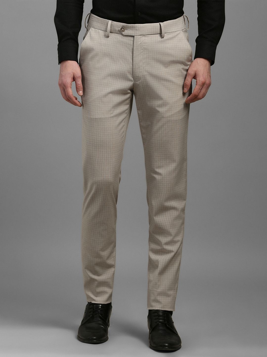

Louis Philippe Men Checked Slim Fit Formal Trousers, Beige