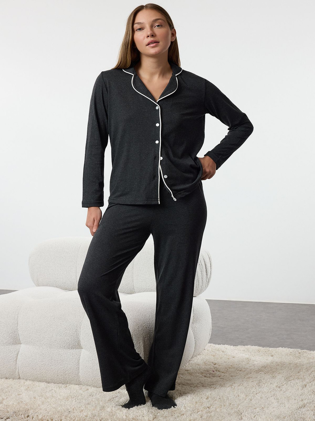 

Trendyol Women Shirt Collar Night suit, Black