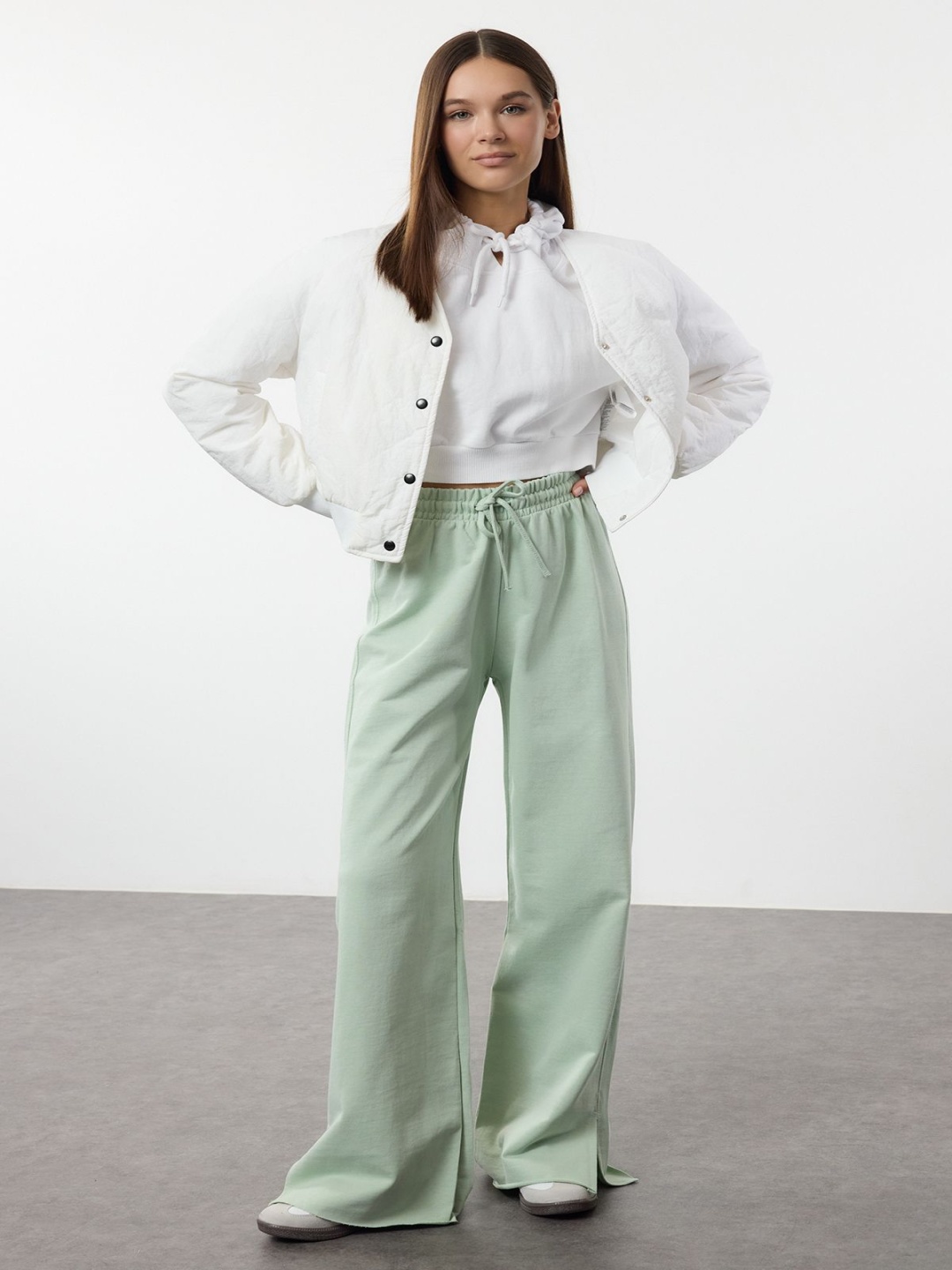 

Trendyol Women Solid Pure Cotton Track Pants, Green