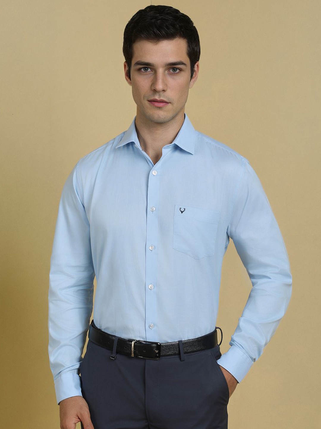 

Allen Solly Men Slim Fit Spread Collar Solid Cotton Formal Shirt, Blue