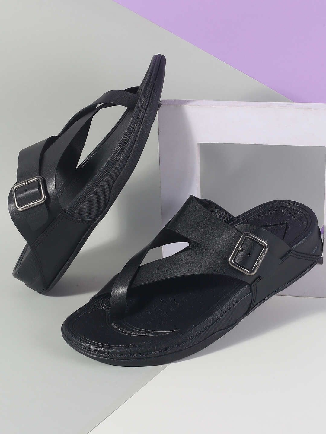 

Mochi Men Leather Comfort Sandals, Black