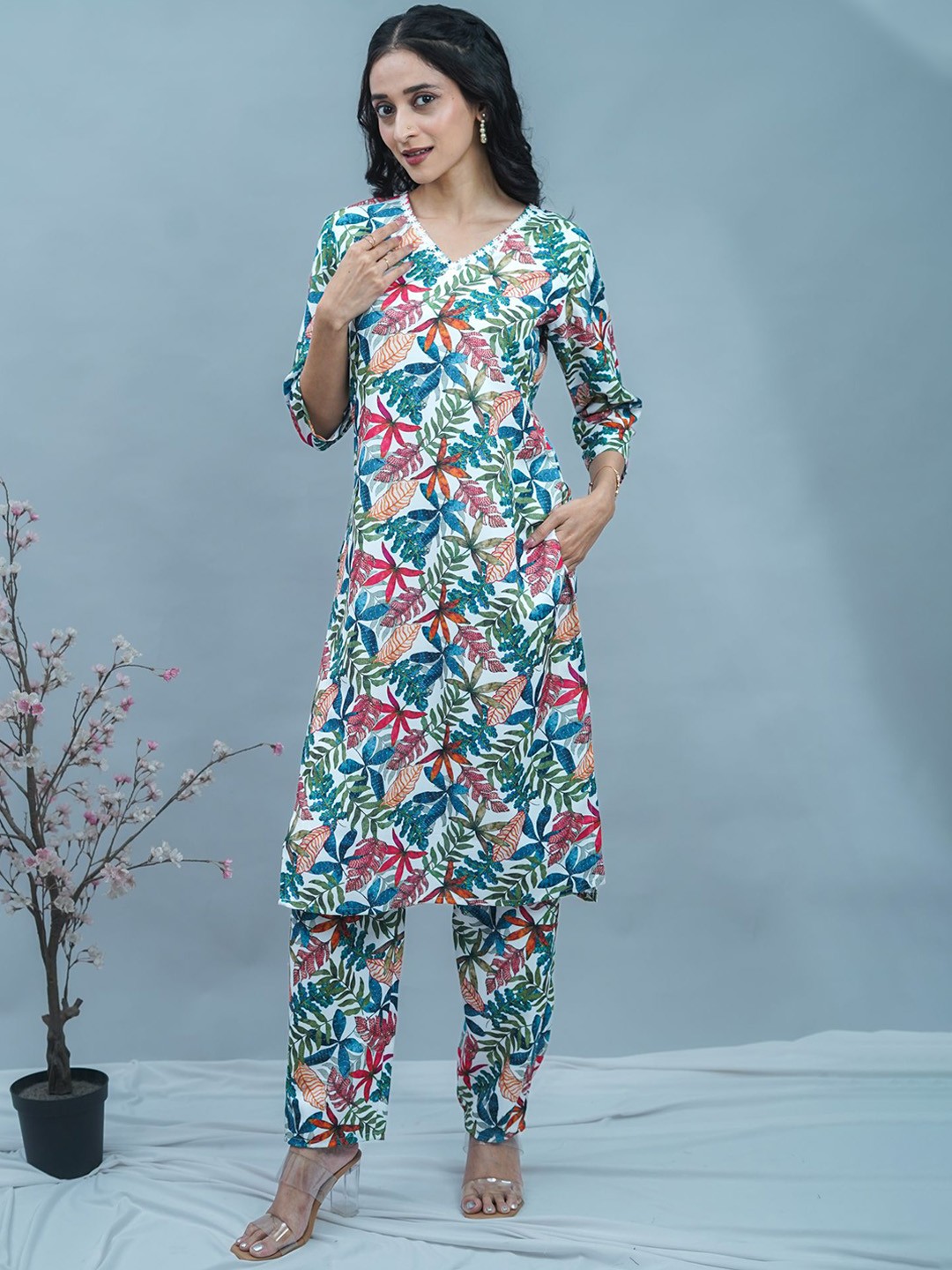 

GO BOUJEE Printed V-Neck Top & Trousers Co-Ords Set, Blue