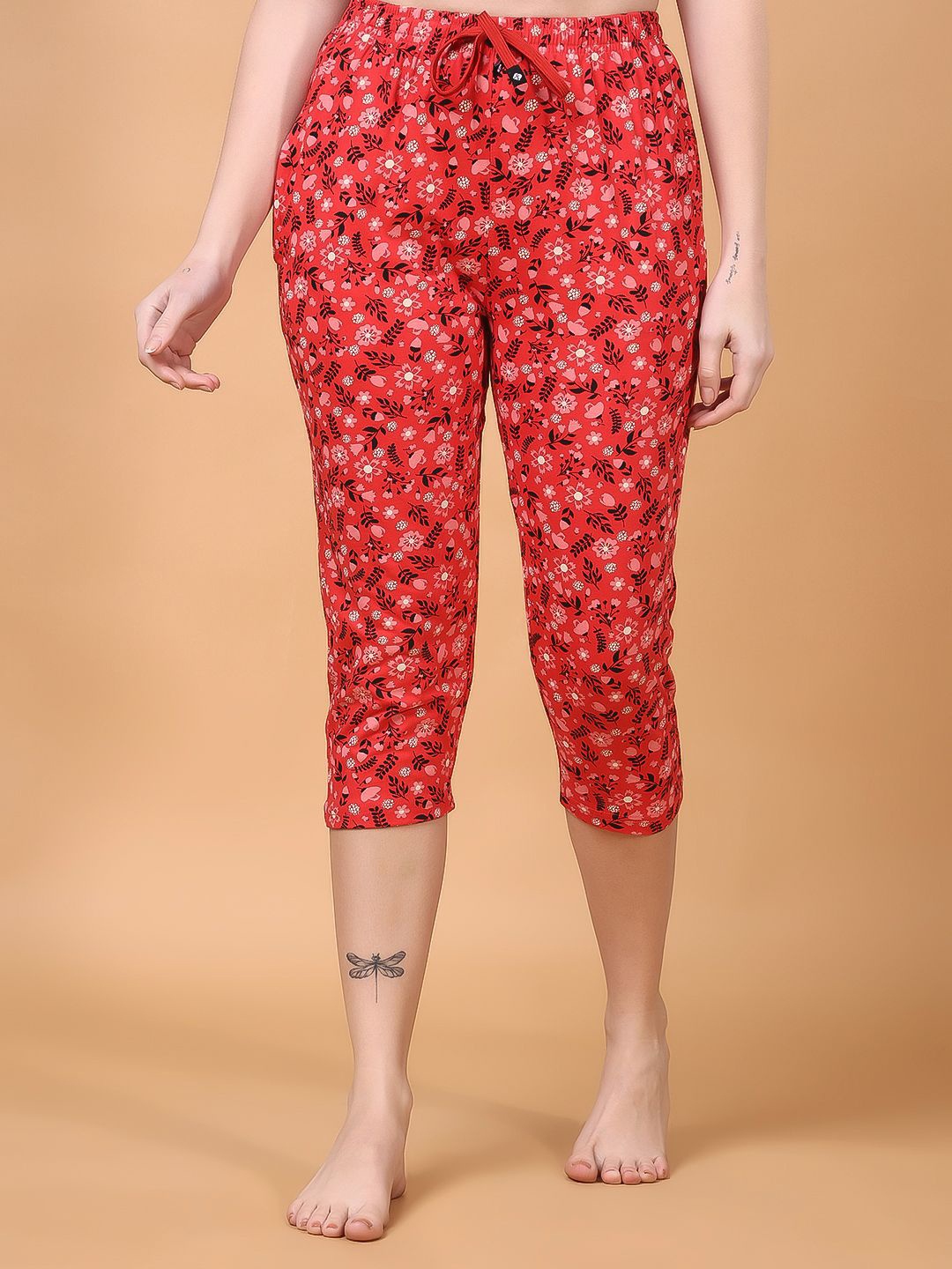 

Floret Women Cotton Slim Fit Printed Capris, Red