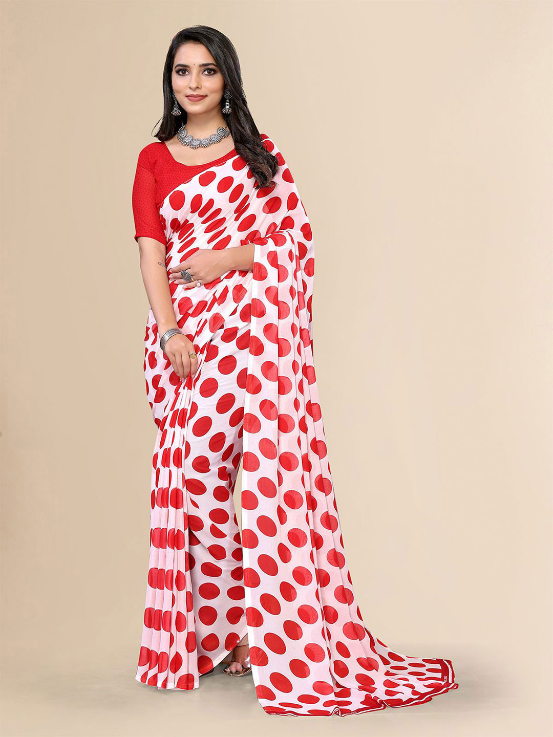 

Moda Rapido Polka Dots Printed Saree, Red