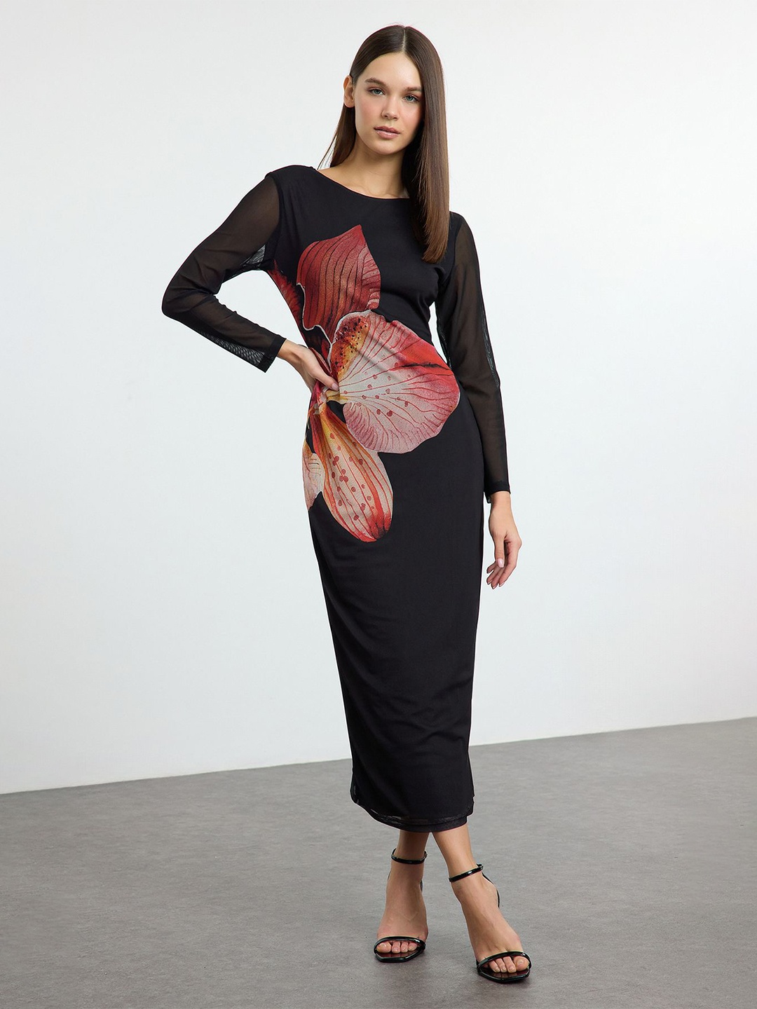 

Trendyol Bodycon Midi Dress, Na