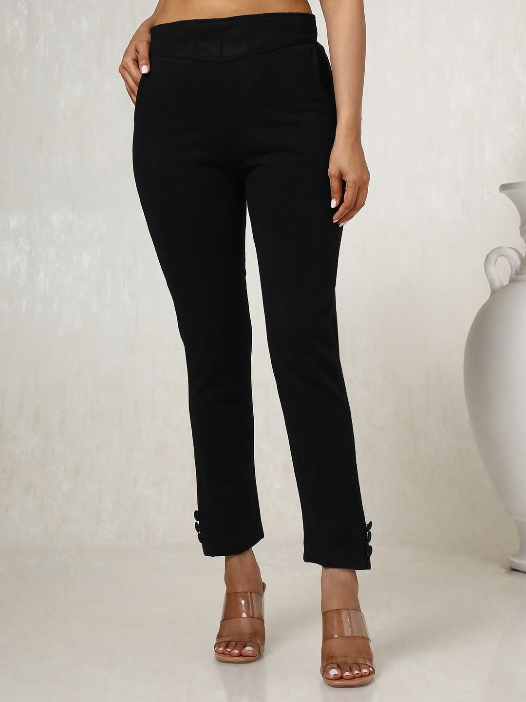 

Soch Women Regular Fit Trousers, Pink