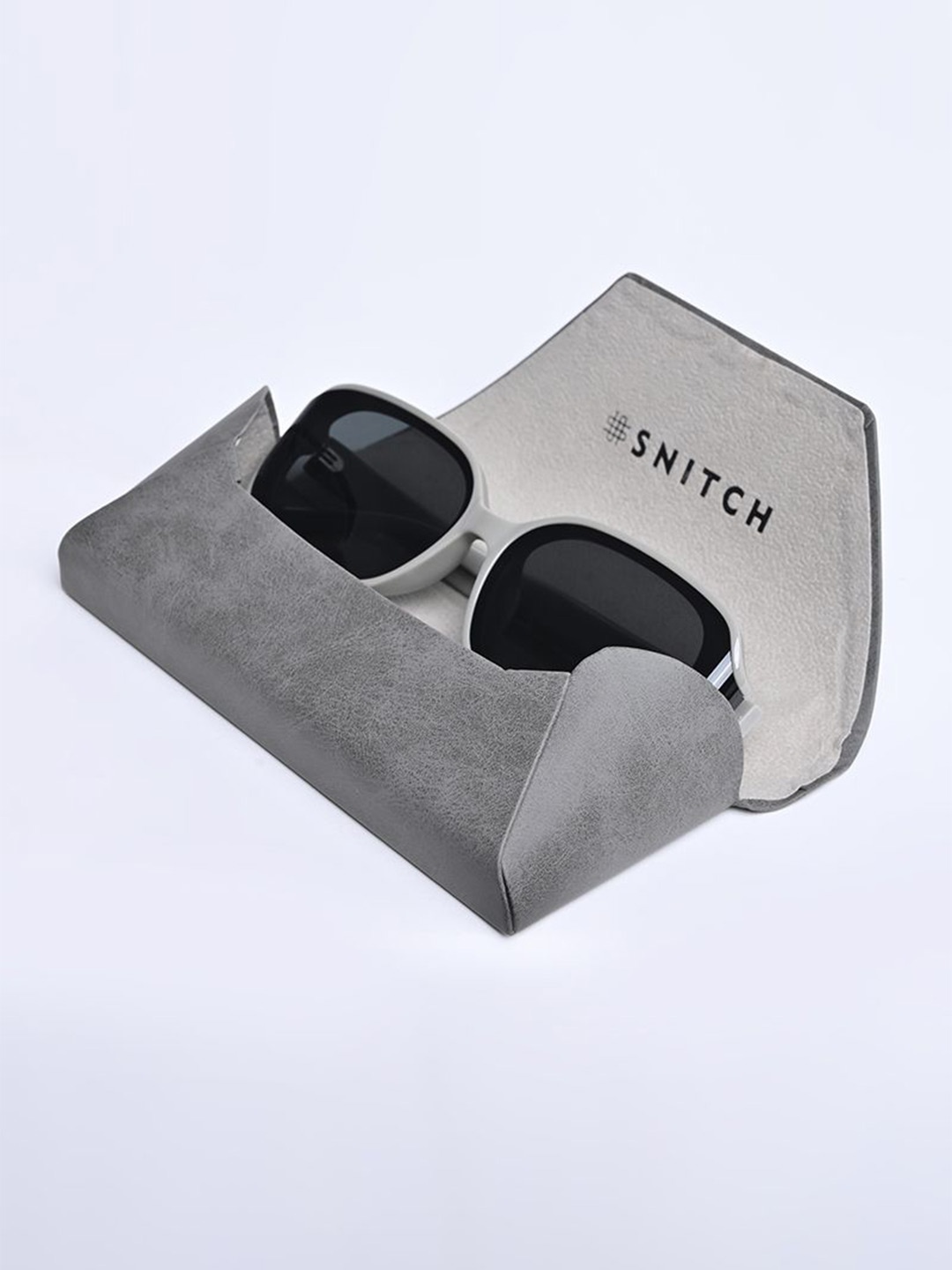 

Snitch Men Oval Sunglasses with UV Protected Lens, Grey