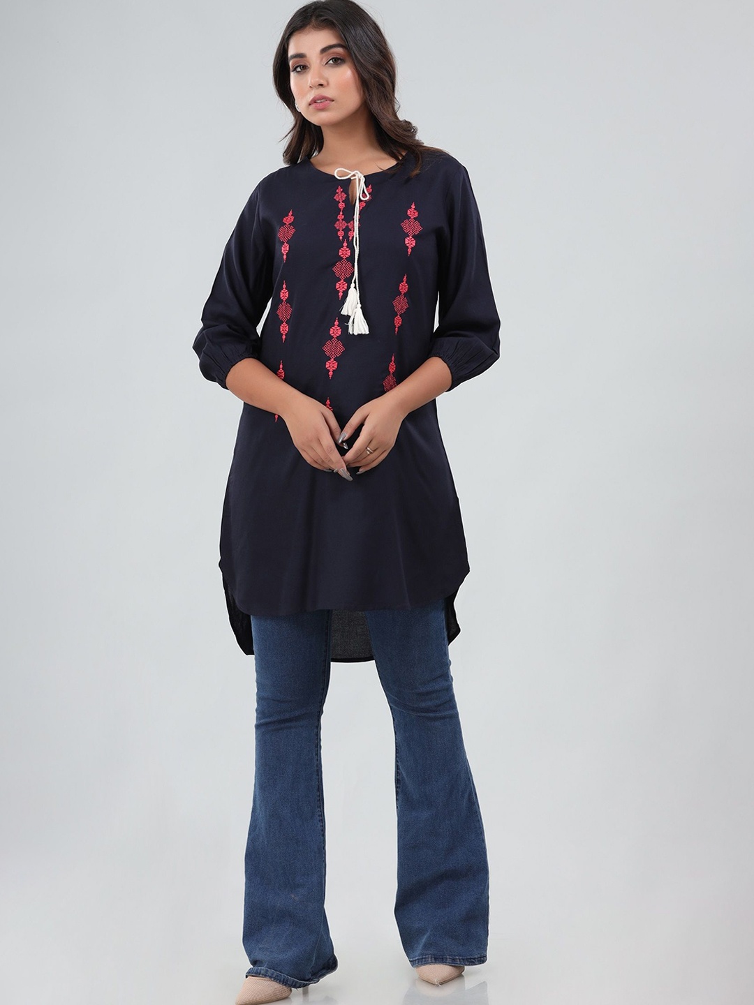 

Cloth Bites Women Floral Shirt Style Longline Top, Blue